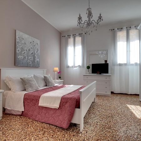 Accademia Opera Deluxe By Wonderful Italy Διαμέρισμα Βενετία Εξωτερικό φωτογραφία