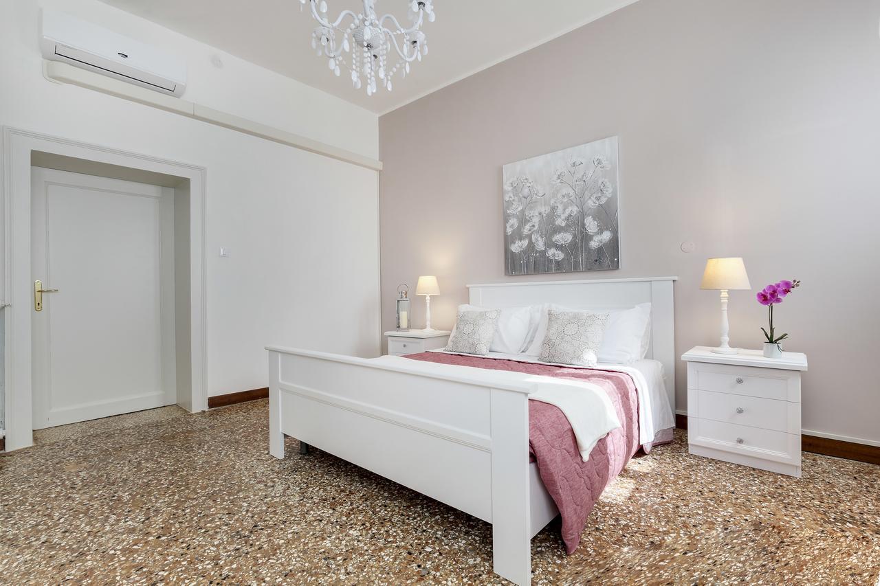 Accademia Opera Deluxe By Wonderful Italy Διαμέρισμα Βενετία Εξωτερικό φωτογραφία